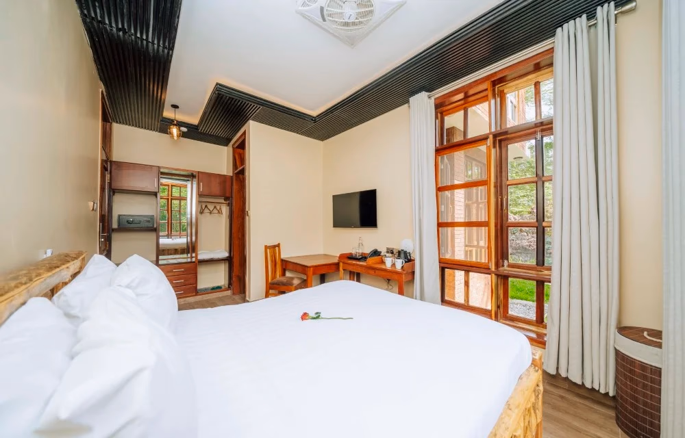 Selous Family Suite